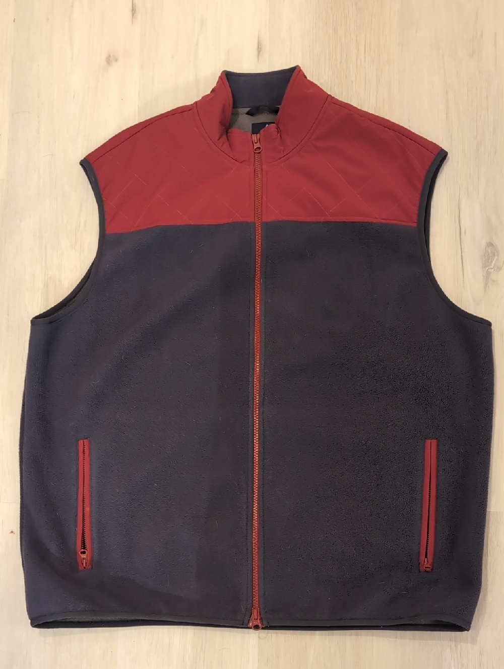 johnnie-O Two-Tone Morrison Fleece Vest in Red & Gray